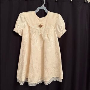 Girl’s Elegant Cream/Ivory Lace Dress Size 7